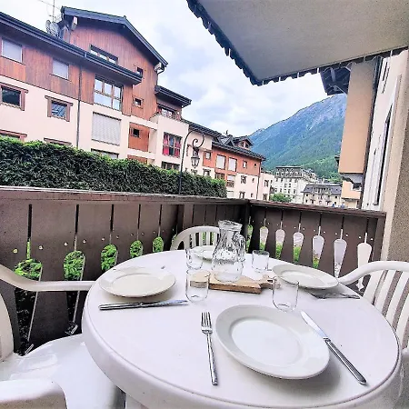 La Ginabelle Vue Mont Blanc Avec Piscine 아파트 샤모니